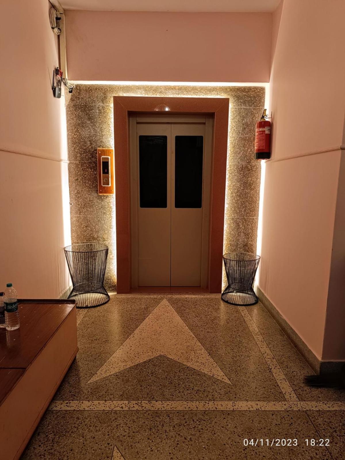 Hotel Pink Palace Jaipur Ngoại thất bức ảnh