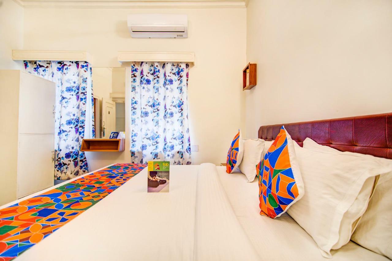 Hotel Pink Palace Jaipur Ngoại thất bức ảnh