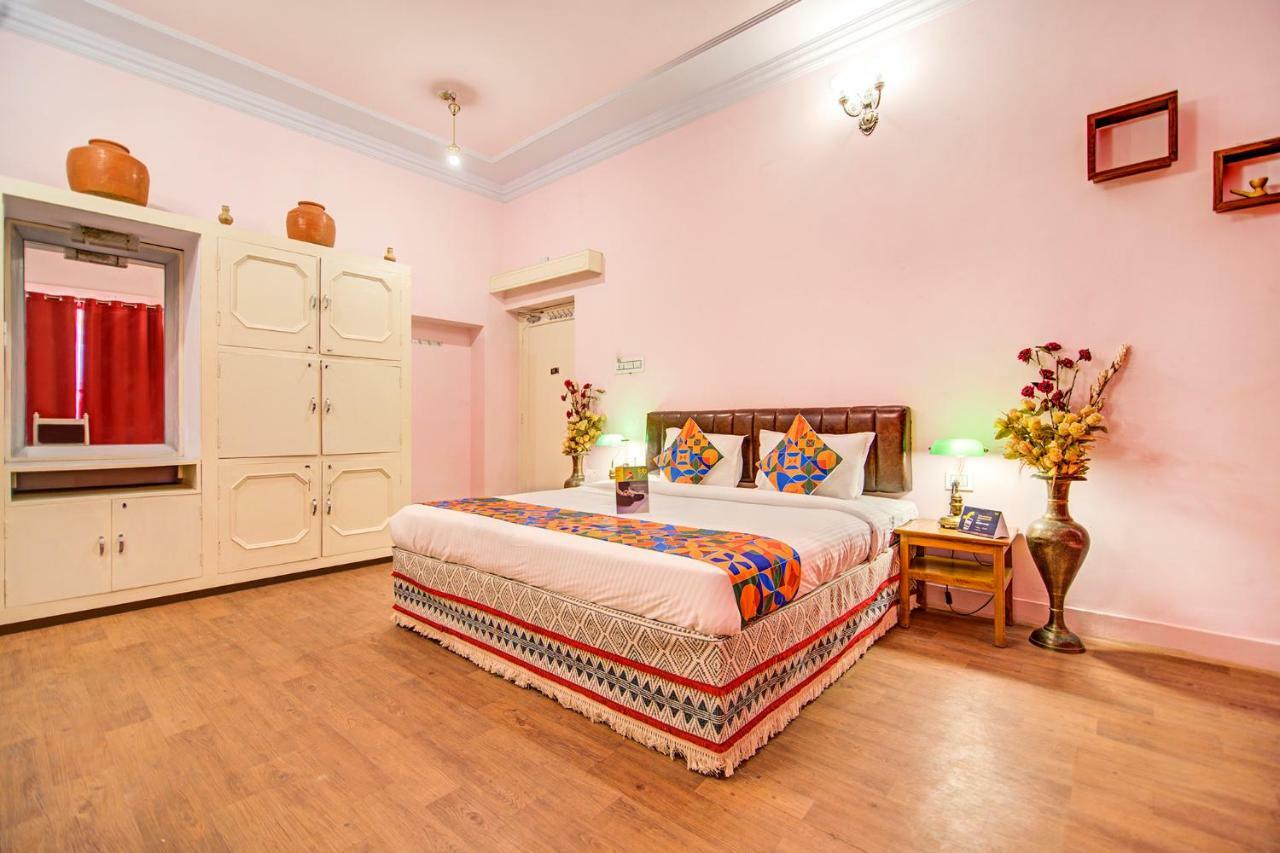 Hotel Pink Palace Jaipur Ngoại thất bức ảnh